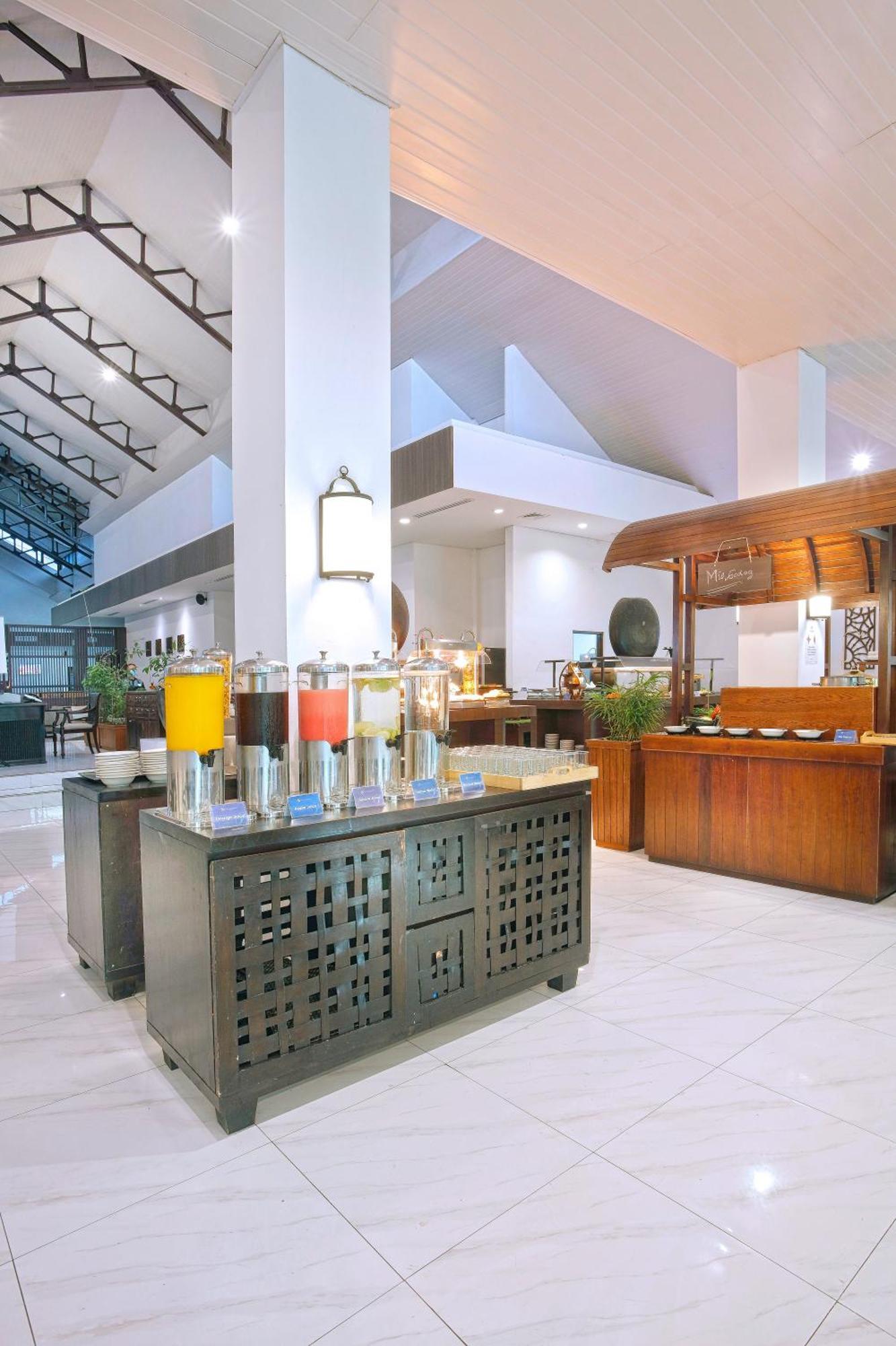 Lido Lake Resort By Mnc Hotel Bogor Zewnętrze zdjęcie
