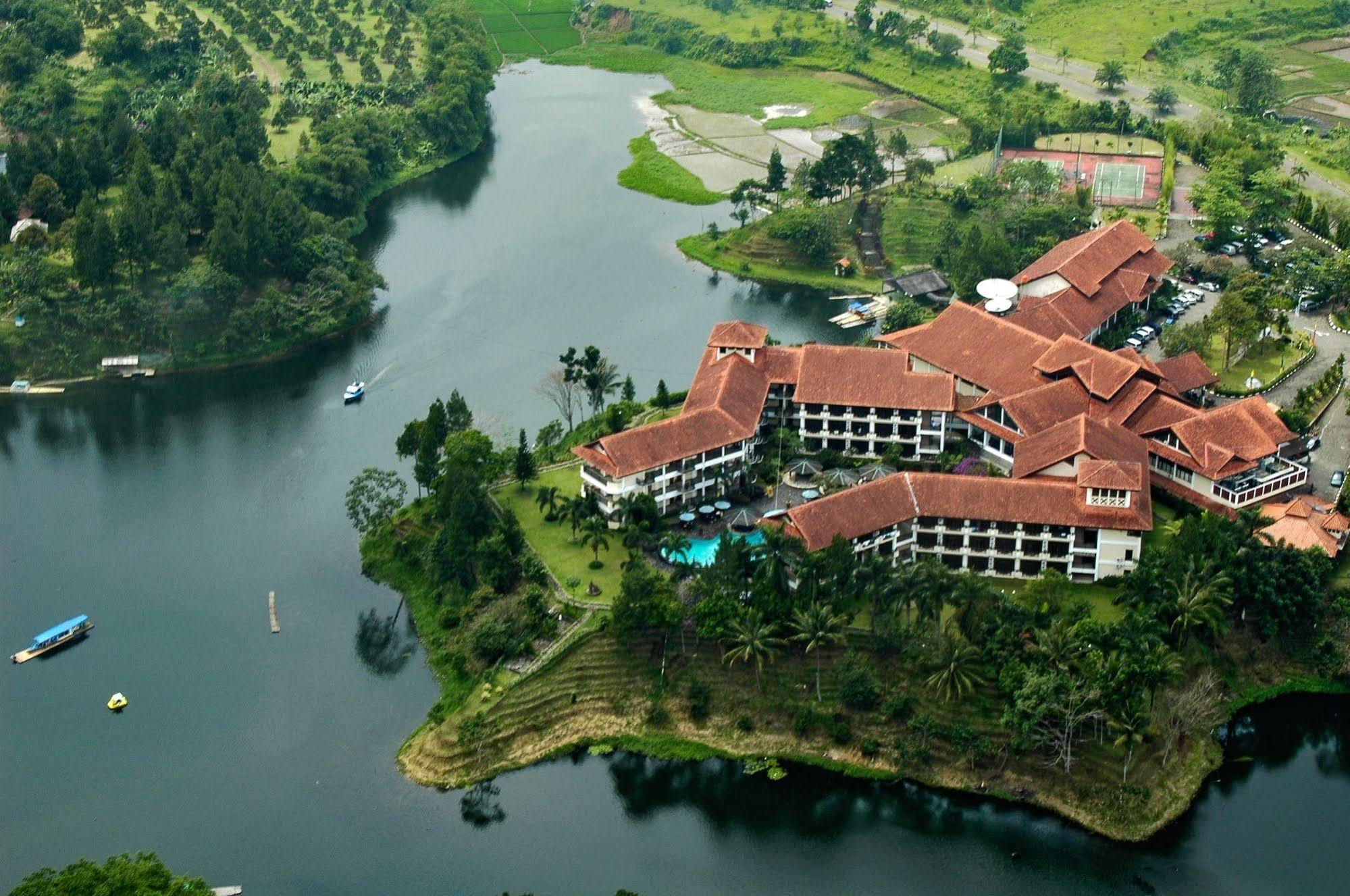 Lido Lake Resort By Mnc Hotel Bogor Zewnętrze zdjęcie